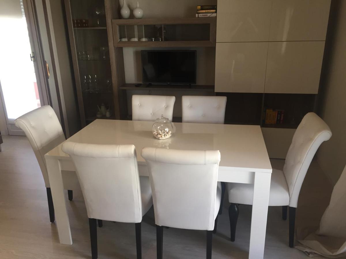 A Due Passi Dal Mare Apartment วาลเลโครเซีย ภายนอก รูปภาพ